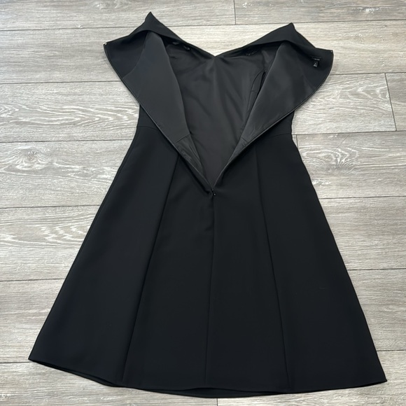 V Neck Talbots Black Short Sleeve Dress - Picture 13 of 17